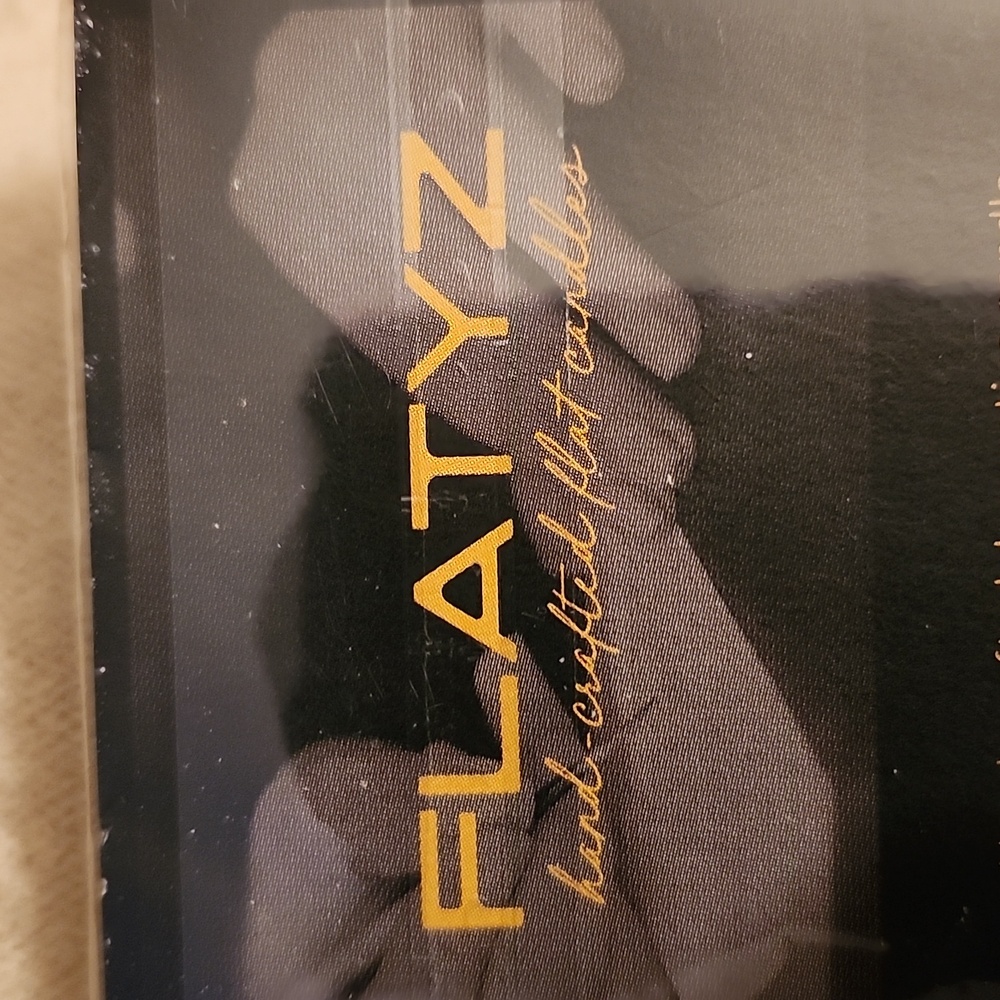 Candle, Van Gogh Irises Flatyz candle, - Picture 4 of 5